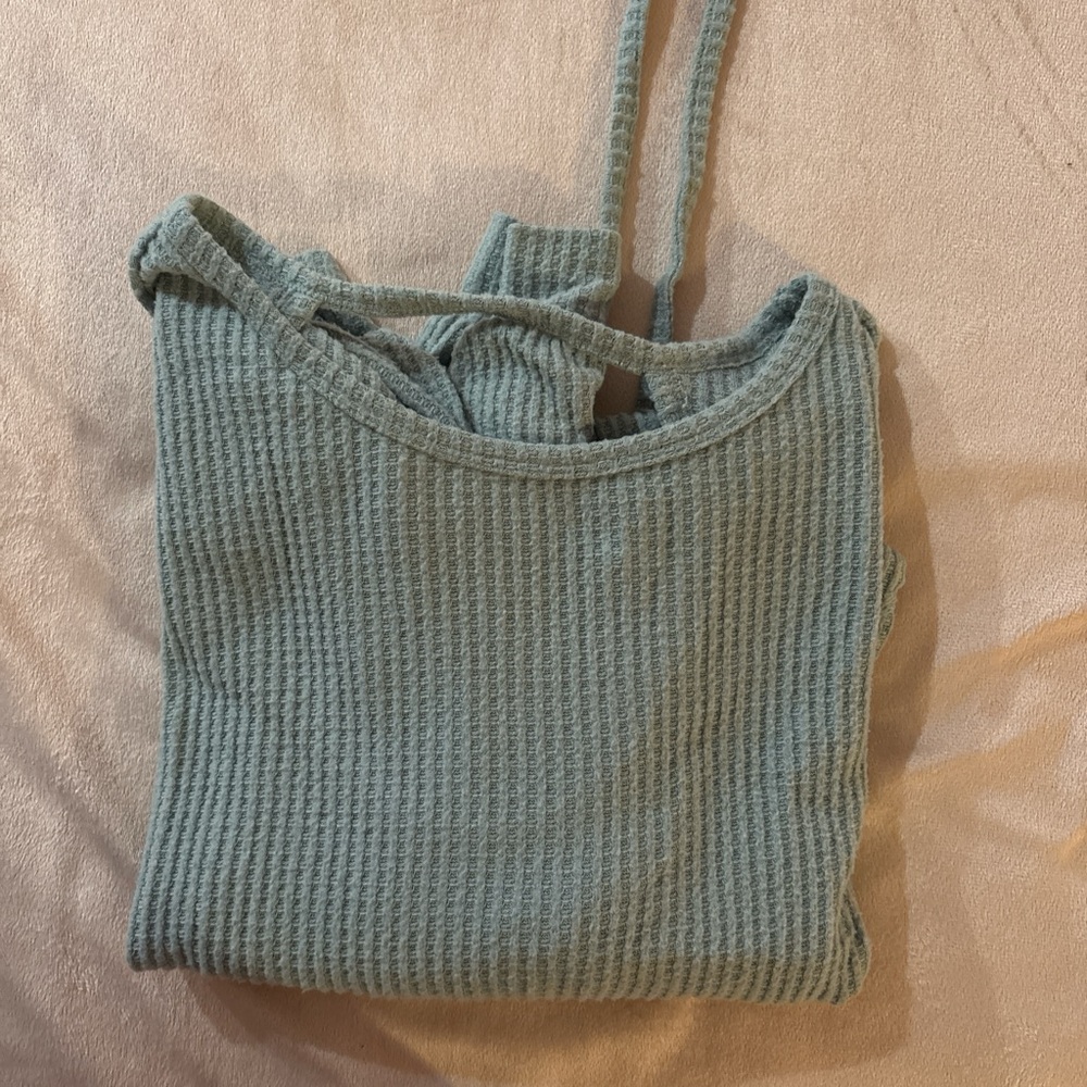 HOLLISTER SWEATER/TOP